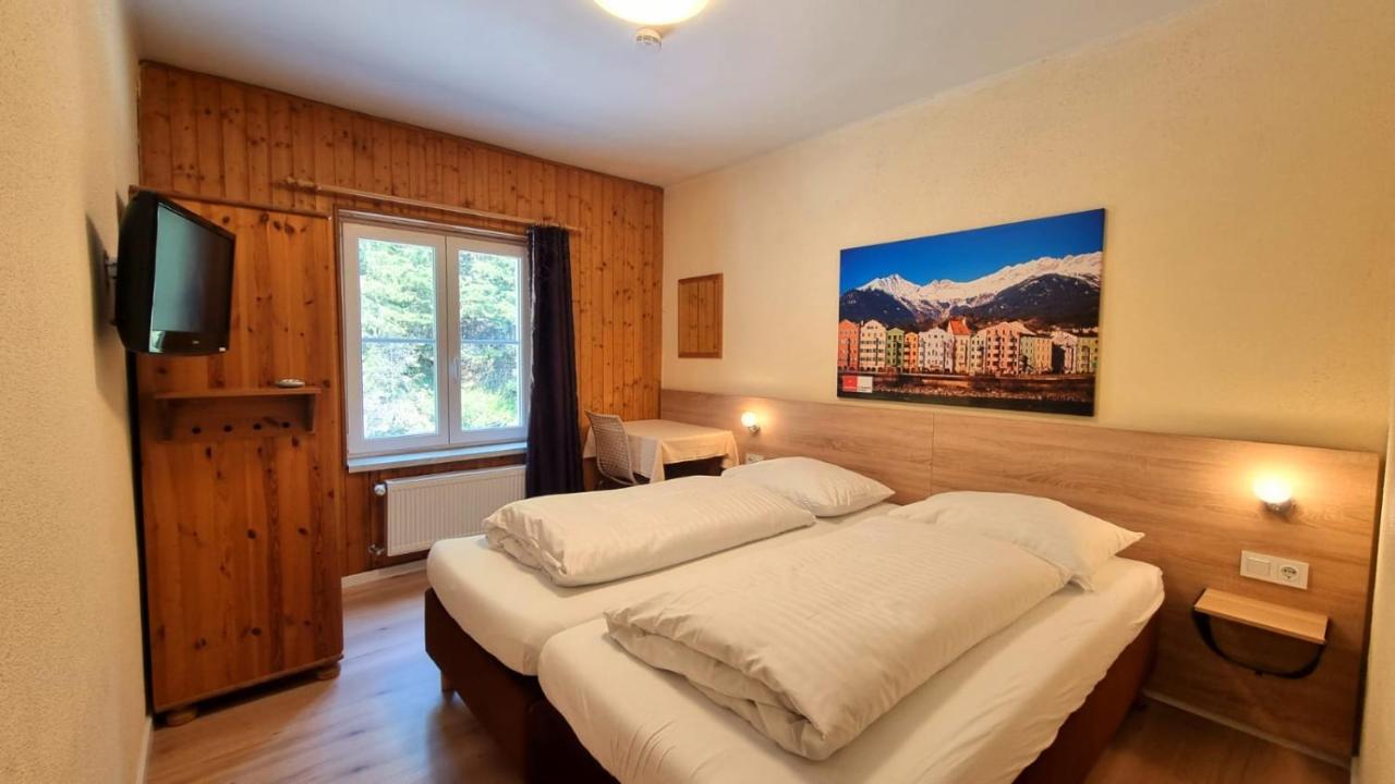 Gasthof Rose Gries am Brenner Exterior photo